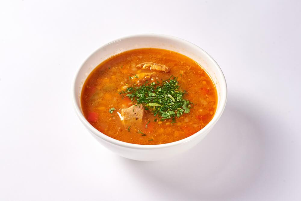 Spezialitäten Aix en Provence Fischsuppe Aix en Provence provenzalische Fischsuppe