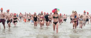 Scheveningen, Países Bajos, 01 de enero de 2020. Scheveningen, Nochevieja anual
