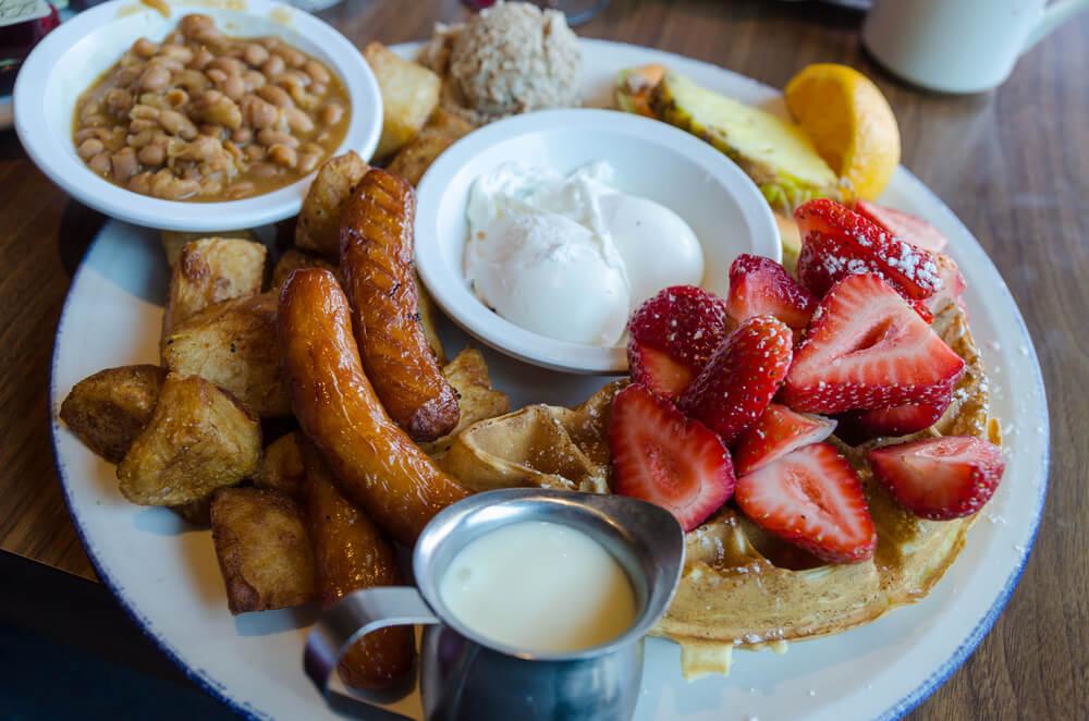 especialidades montreal brunch canadiense