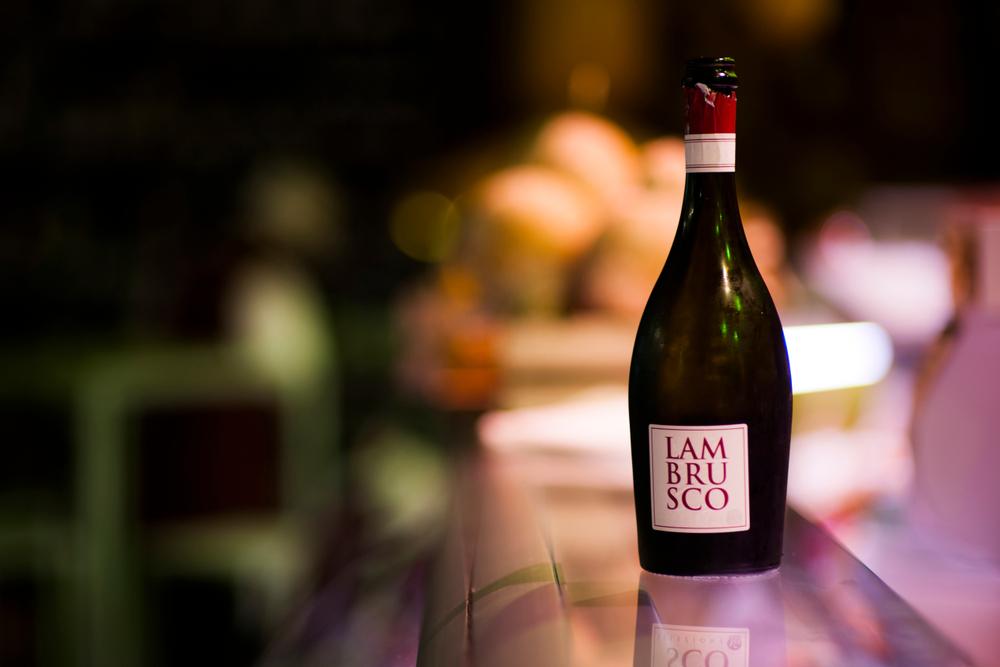 Modena,,Italy, ,May,15,2005:,A,Bottle,Of,Lambrusco