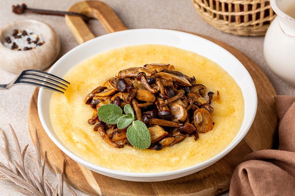 Teller,von,Fregula,,Typische,sardische,Pasta,,mit,Muscheln,und