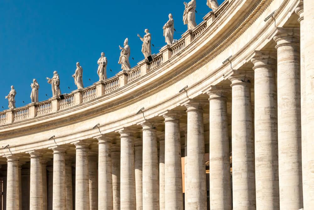 Dorische Säulen Petersplatz