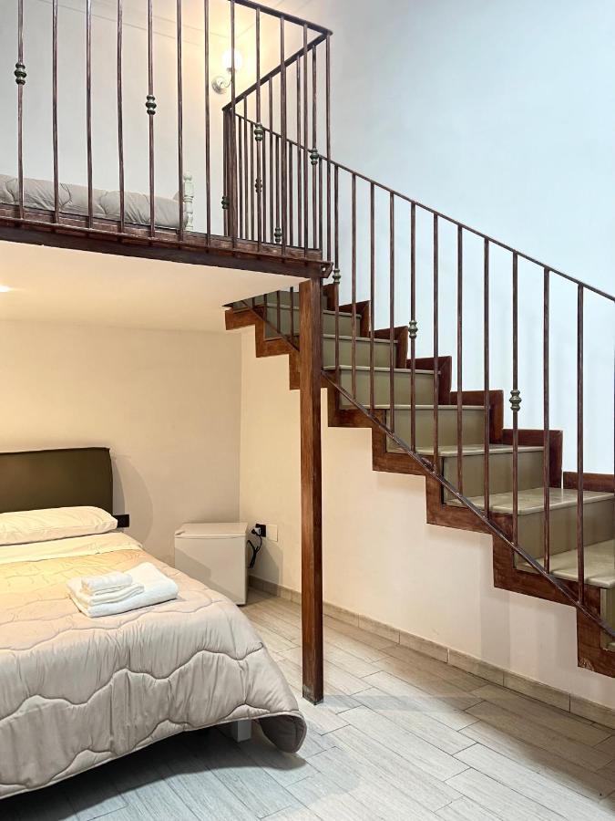 Hotel 5 neapel (1)