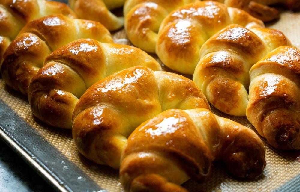 Argentinische,Croissants,,Medialunas,De,Manteca,Auf,Silikon,Backmatte,Hintergrund