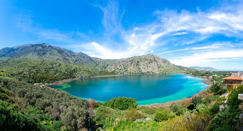 lago di kournas creta