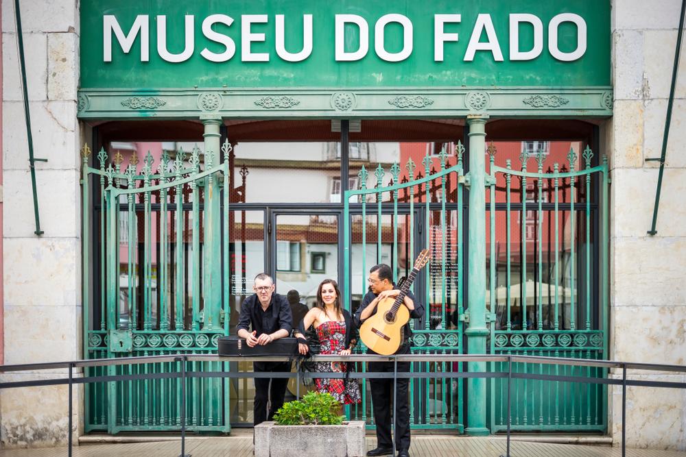Fado-Sänger,und,akustischer,Gitarrist,In