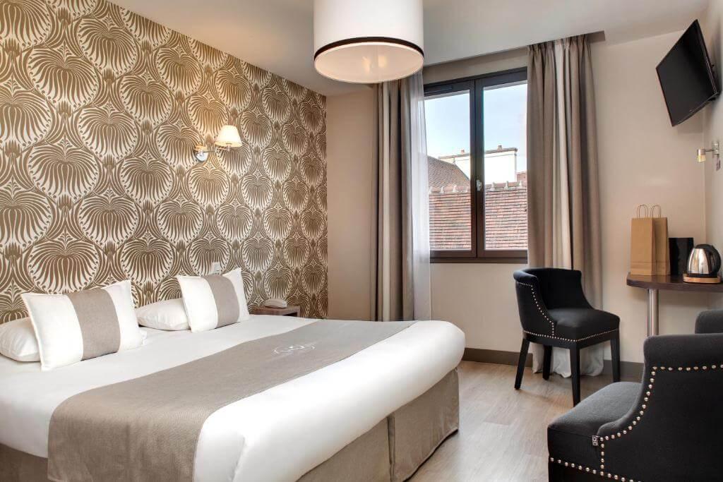 Hotel des ducs booking
