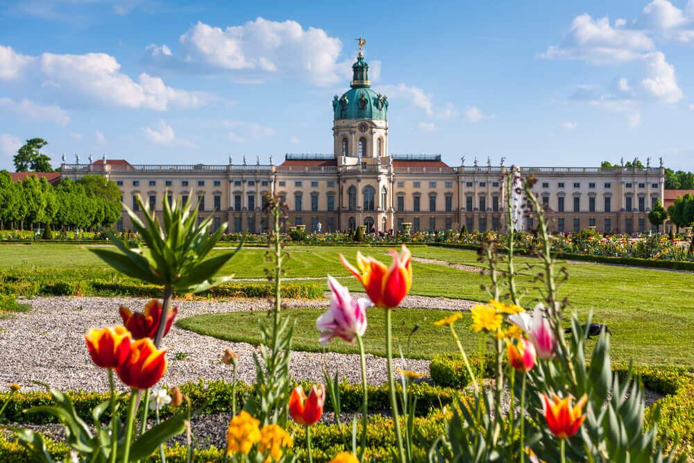 schloss charlottenburg (1) (1)