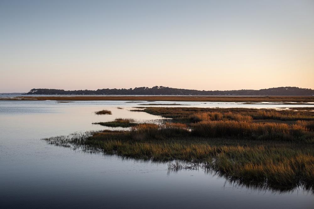 Panorama de la Bahía de Arcachon al atardecer