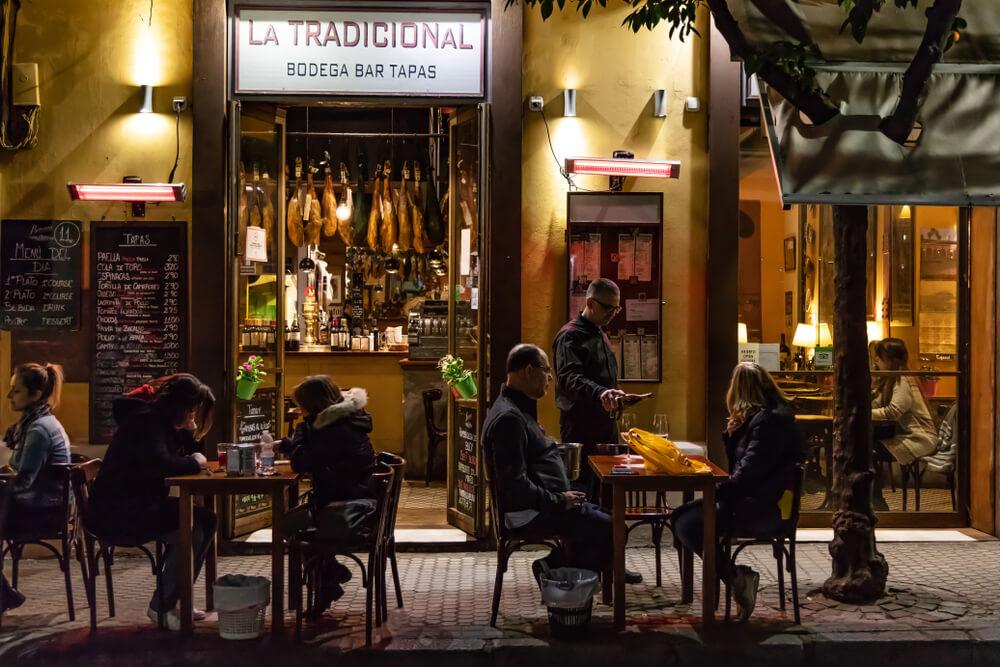 bar tapas spagna