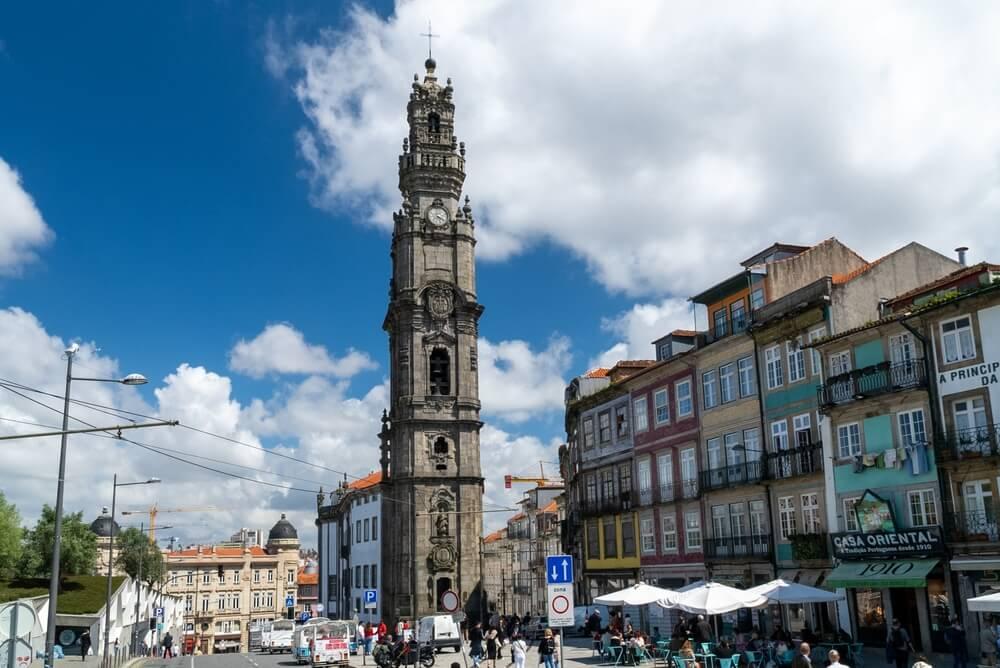 Turm der Clerigos in Porto