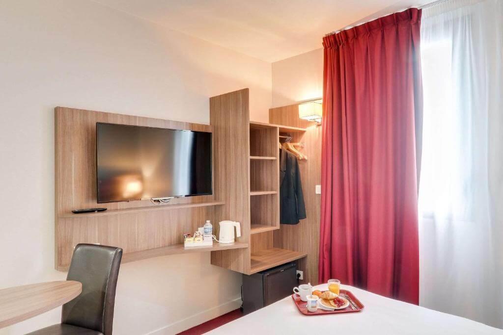 brit Hotel booking