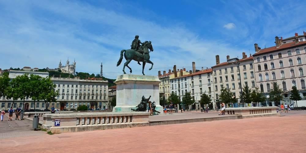 platz bellecour lyon presquile